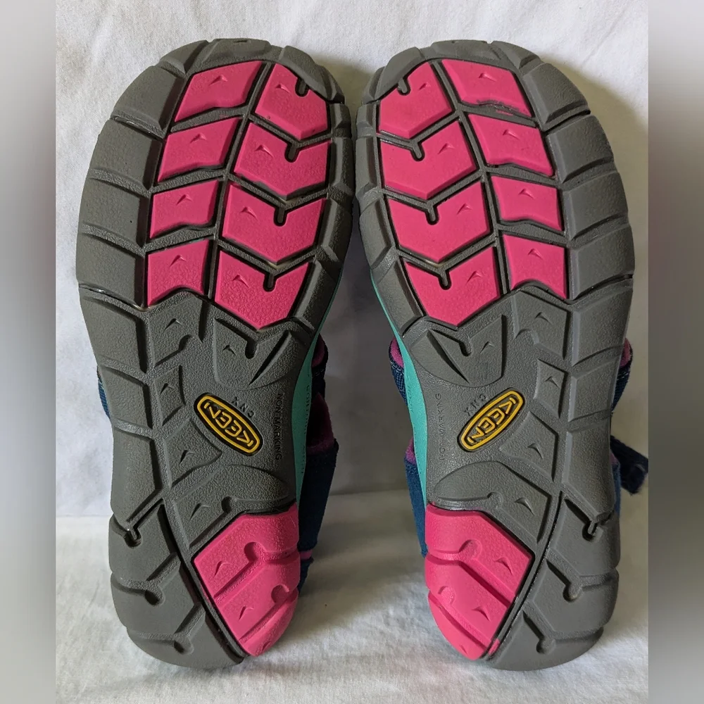 Keen Kids Size 3 Seacamp Newport Sandals Washable Blue Pink